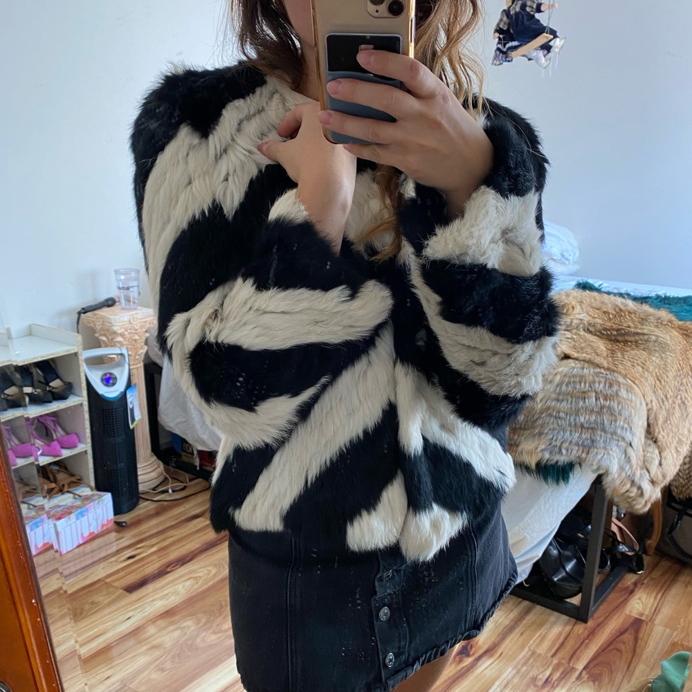 Love Token 100% rabbit fur jacket - size Large